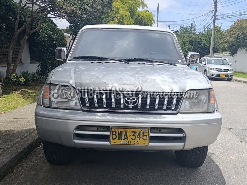 Campero Toyota Prado - Mod. 2006  Blindaje nivel 3  BWA345